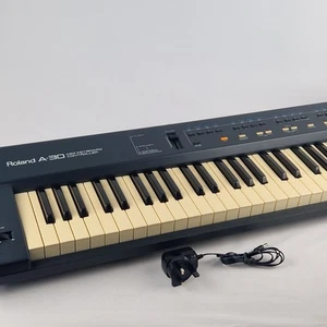 Roland A-30 Midi Keyboard Controller 76 keys - Picture 1 of 11