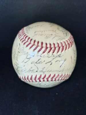 1951 Pittsburgh Pirates Team Signed Baseball JSA LOA 33 Sigs Auto Spalding Ball - Image 1 of 4