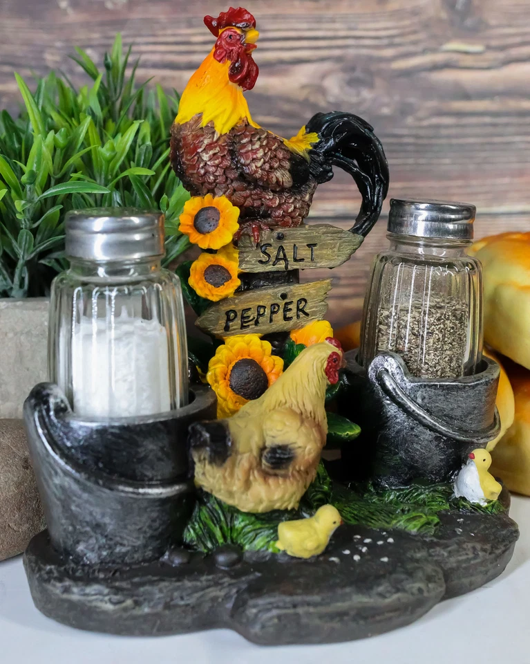 Collectibles Farm Barnyard Rooster Hen and Chicks Family Salt Pepper Shaker Set