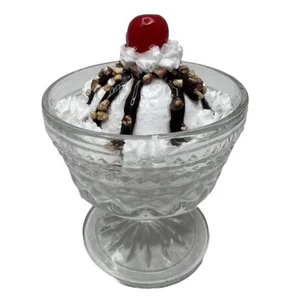 "Exhibición de postre helado de vainilla falso realista arte de resina de comida sintética 5""" - Imagen 1 de 7