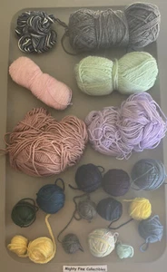 Assorted Yarn lot bundle - Picture 1 of 4