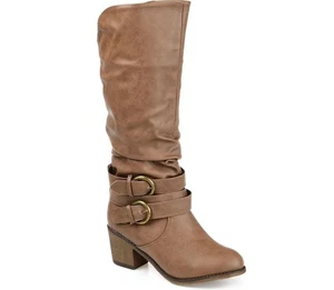 Botas de mujer Journee Collection con hebilla acanalada eje medio tacón bloque talla 8,5 - Imagen 1 de 5