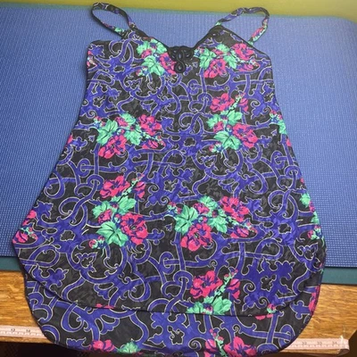 Vintage LUCIE ANN II Floral short Nightgown medium blk/purple/pink USA - Image 1 of 4