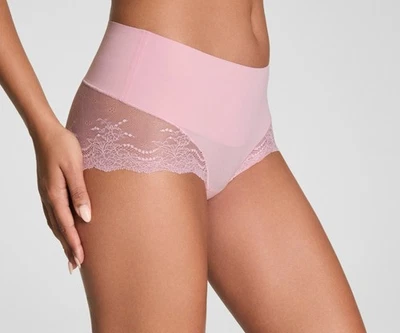 Panty Spanx Undie-tectable de encaje Hi-Hipster para mujer XS ligero elástico orquídea SP0515 Foto 1 de 3