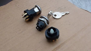 KEY SWITCH 3P2T C & K H200AA2F205NB - Picture 1 of 11