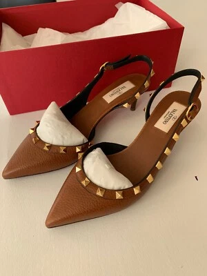 Nuevo en caja Zapatos de salón Valentino Garavani Rockstud de cuero 50 mm 37/7 Ret. $945 Foto 1 de 4