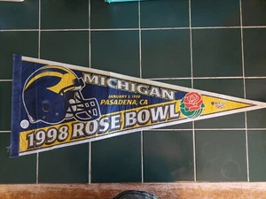 Michigan Wolverines 1997 Rose Bowl Rare Pennant Licensed Pasadena Tournament - Picture 1 of 9