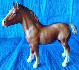 Vintage Original Breyer Traditional Clydesdale Chestnut Fohlen Pferd #84 1970’s - Bild 1 von 8