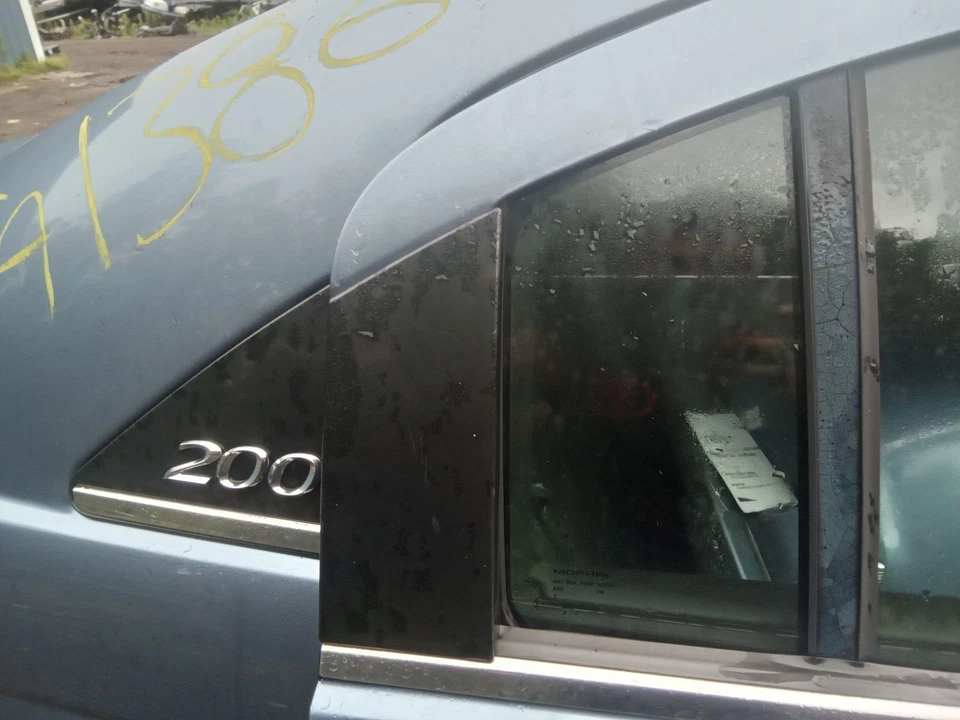 Rear Vent Glass/window CHRYSLER 200 Right 11 12 13 14 - Image 1 of 1