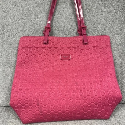 Michael Kors Jet Set Signature Monogram Quilted Neoprene Shoulder Tote Hot Pink - Image 1 of 4