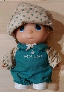 1995 Precious Moments Hi Babies Doll 6" I ❤️ New York - Picture 1 of 3