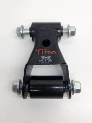 Soporte de grillete de resorte de hoja trasera Nissan Titan 2004-2015 Foto 1 de 4