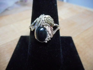 THE COLEMAN CO. BLACK HILLS GOLD AND STERLING SILVER LEAF RING W/STONE 9 1/2 - Picture 1 of 6