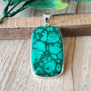 Natural Malachite Pendant 925 Solid Sterling Silver GIft For Her Pendant PG8094 - Picture 1 of 4