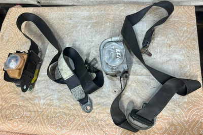 05-10 SCION TC FRONT SEAT BELT SET DRIVER + PASSENGER BELTS RETRACTOR OEM BTC - Image 1 of 4