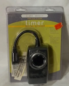 Light Sensor Timer Intermatic Digital Outdoor Photo Dusk to Dawn Grow Light - Picture 1 of 2