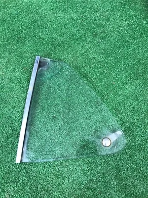 Ford Mustang Fastback 1969 1970 usado cuarto de cristal transparente LH Foto 1 de 4