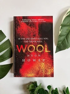 Wolle - Hugh Howey - UK 1. Auflage Taschenbuch 2013 - Bild 1 von 7