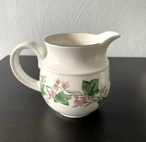 Royal Doulton Expressions, Pattern Tiverton Creamer - Microwave, oven, DW Safe - Picture 1 of 4