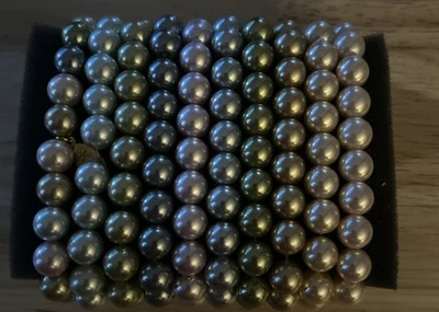 Juego de 10 pulseras elásticas de perlas sintéticas firmadas Kenneth J Lane 2009 Foto 1 de 4