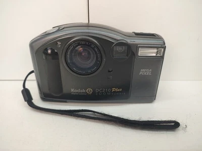 Kodak DC210 Plus Zoom 1.0MP Digital Camera Digital Science Tested Works - Image 1 of 4