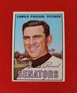 1967 Topps #71 Camilo Pascual Washington Senators  MLB Card NM-MT+ - Picture 1 of 2