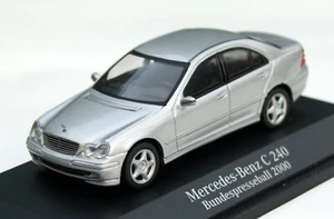 Mercedes Clase C C240 W203 año 2000-2004, plateado metálico, modelo Schuco M. 1:43 - Imagen 1 de 7