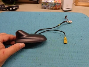 ANTENA RADIO SATÉLITE GPS UCONNECT CHRYSLER 200 DODGE AVENGER 11 12 13 14 - Imagen 1 de 9