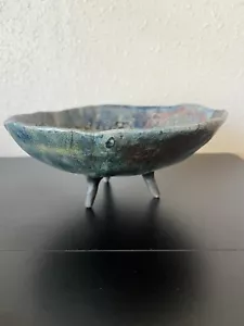 Raku Pottery 3 Legged Decorative Bowl Dish Metallic Textured Blue Green Signed - Picture 1 of 14