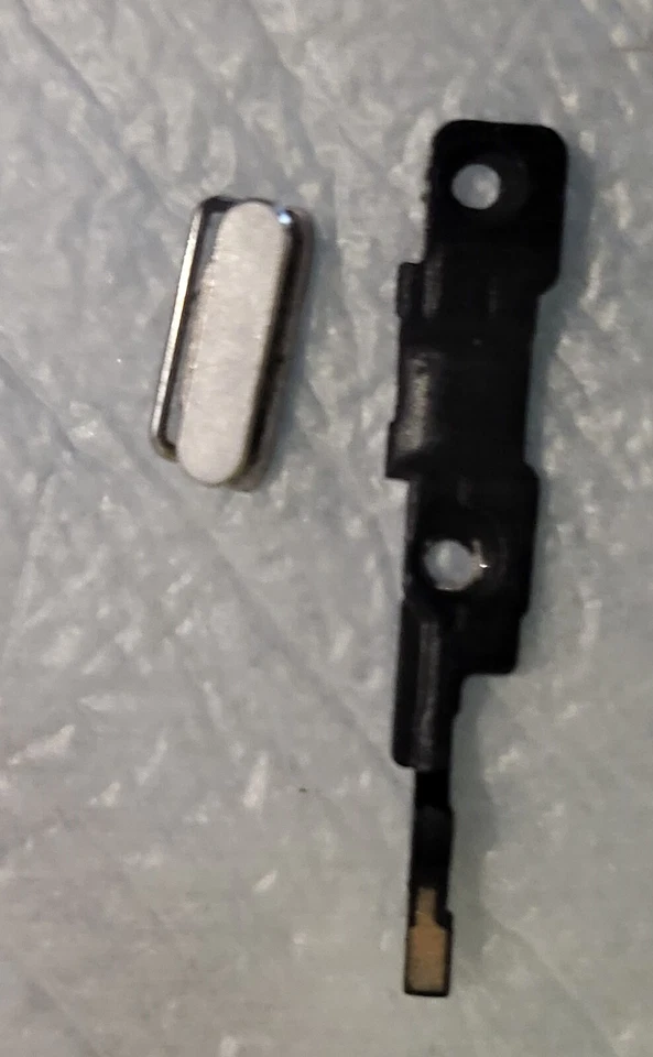 IPHONE 4 4G TASTO ACCENSIONE ON - OFF CON SUPPORTO FLAT DI RICAMBIO - Immagine 1 di 1