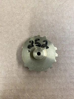 Винтажный 60-х Gamewell пожарной сигнализации коробка код колеса несравненный #252 латуни - Изображение 1 из 2