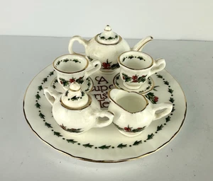 Mini set da tè vintage 1995 Tom Hegg tazza di Natale 10 pezzi Fine Bone China 1"-1-3/4" - Foto 1 di 12