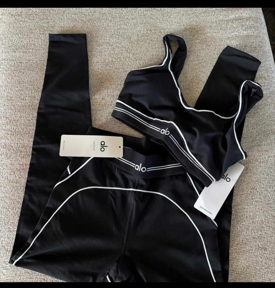 Alo Yoga Set Size S Black Brand New Never Worn, Perfect Activewear for Summer - Image 1 of 3