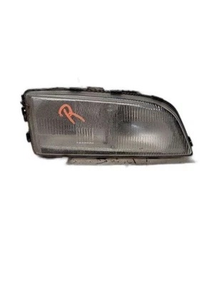 Кабриолет для правой пассажирской фары подходит для 98-02 VOLVO 70 SERIES 1215502 - Изображение 1 из 4