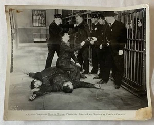 Vintage Charles Chaplin MODERN TIMES 8x10 ~ in the jail ~ has creasing and wear - Picture 1 of 2