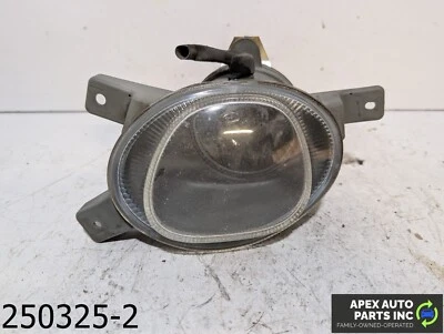 Conjunto de luz antiniebla derecha OEM 2004-2007 Volvo V70 2,5 L Foto 1 de 4