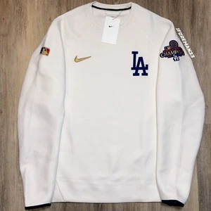 Los Angeles Dodgers Nike World Series Gold Collection Tech Fleece Sweatshirt - Picture 1 of 8