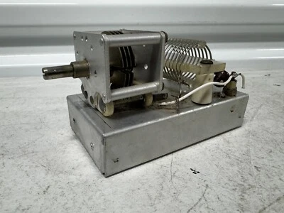 PARTE PARA PRECISÃO RMC-25 S CAPACITOR VARIÁVEL RECEPTOR DE REGENERAÇÃO DE RÁDIO AMADOR ANTIGO - Imagem 1 de 4