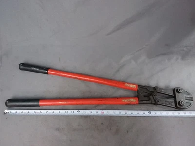 RIDGID 32 In. Model 30 Heavy-Duty Bolt Cutter with Hardened Alloy Steel Jaws - Image 1 of 4