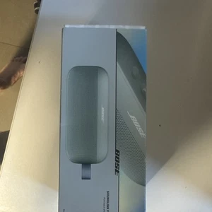 Enceinte Bluetooth portable Bose Soundlink Flex 2e génération (Alpine Sage) - Photo 1 sur 3