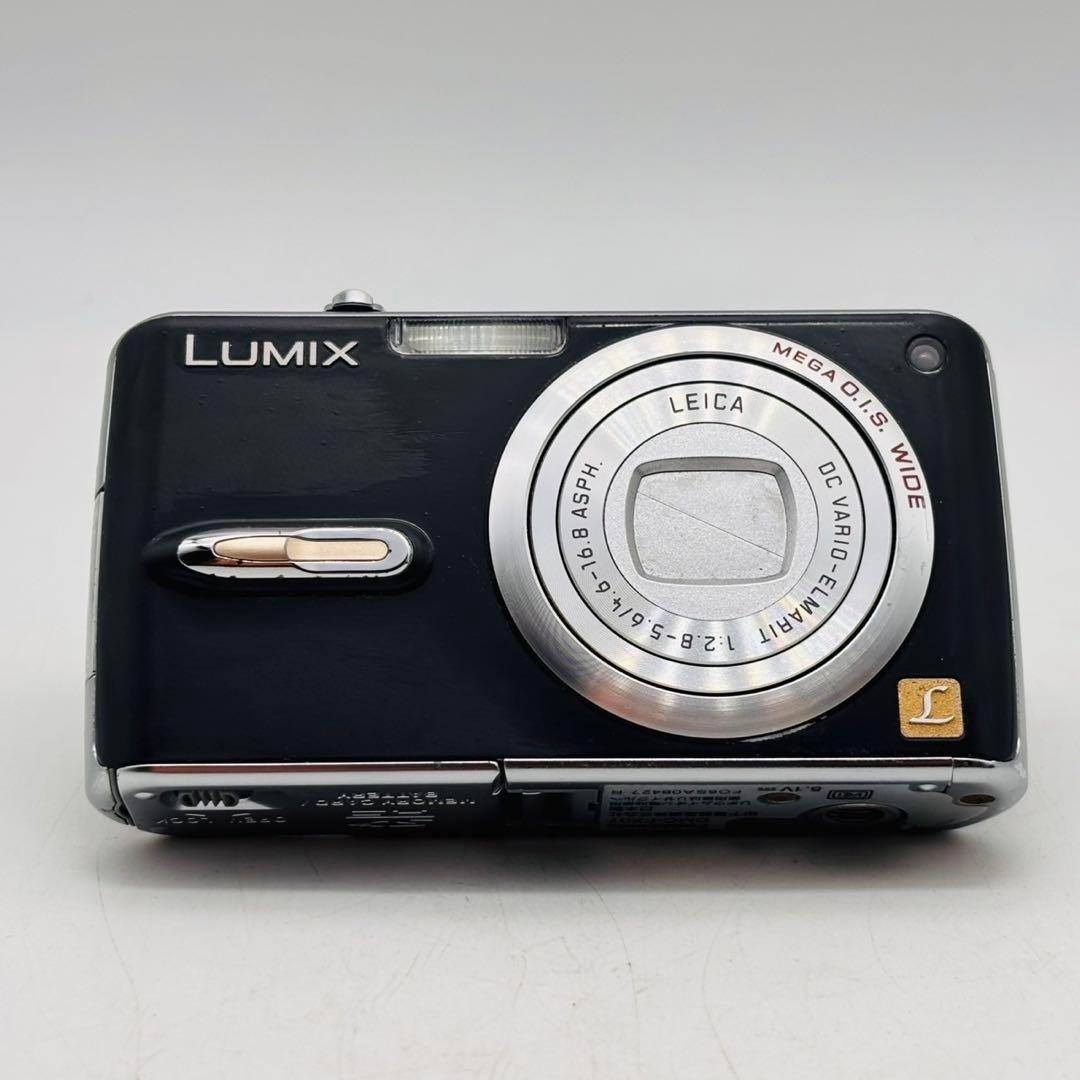 Panasonic LUMIX DMC-FX07 Digital Cameras with Histogram