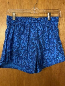 Nike Kid’s Large Standard Fit Blue Training Shorts With Interior Lining. NWT. - Picture 1 of 1