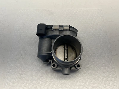 OEM THROTTLE BODY 2000 2001-2006 Audi A4 Quattro Volkswagen Passat 1.8 06B133062 - Image 1 of 4