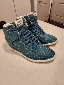 nike sneaker wedges