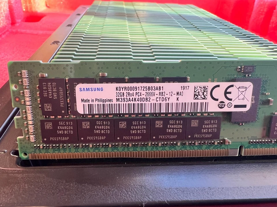 Samsung 32GB DDR4-2666 ECC Registered RDIMM – M393A4K40DB2-CTD6Y Memory - Image 1 of 4