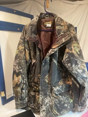 MENS REMINGTON INSULATED CAMO JACKET SIZE LARGE - Image 1 of 3