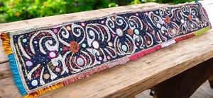 62" X 10" OLD BOHO RABARI BANJARA KUCHI MIRROR EMBROIDERY TAPESTRY TRIM - Imagen 1 de 5