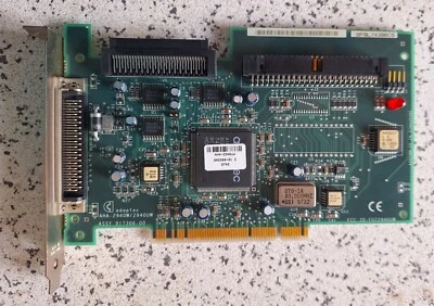 Controller SCSI Adaptec AHA-2940UW/OF (1996) - Image 1 of 2