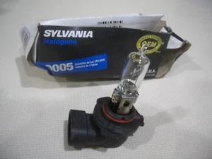 SISTEMA DE FAROS SYLVANIA 9005 BEAM 4 12 VOLTIOS 65 VATIOS FAROS HALÓGENOS OEM - Imagen 1 de 1