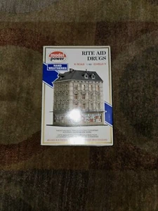 MODEL POWER HAND WEATHERED RITE AID DRUGS N SCALE 1:160 NIB - Picture 1 of 2